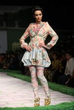 Model walk the ramp for Shantanu Goenka at Wills India Fashion Week 2011 on 10th Oct 2011 (139).JPG